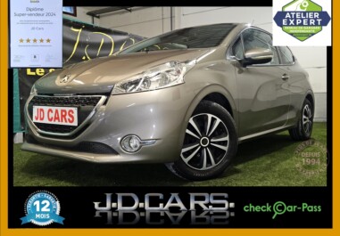 Peugeot 208 1.2 essence garantie 1 an ctok 6499€ ttc