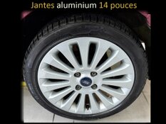 FORD FIESTA 1.2 ESSENCE GARANTIE 1 AN CTOK 5499€ TTC