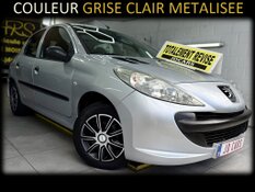 PEUGEOT 206+ 1.1 ESSENCE GARANTIE 1 AN CTOK 2999€