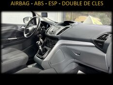 FORD C-MAX 1.6 TDCI 95 GARANTIE 1 AN CTOK 5499€  FORD C-MAX 1.6 TDCI 95 GARANTIE 1 AN CTOK 5499€