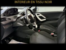 PEUGEOT 208 LIKE 1.2 ESSENCE GARANTIE 1 AN CTOK 5499€