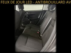 PEUGEOT 208 1.2 ESSENCE ALLURE GARANTIE 1 AN CTOK 5499€