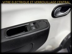RENAULT TWINGO 1.0 ESSENCE LIMITED GARANTIE 1 AN CTOK 6999€