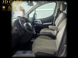 PEUGEOT PARTNER TEPEE 1.6 HDI EQUIPEMENT PMR GARANTIE 1 AN CTOK 5499€
